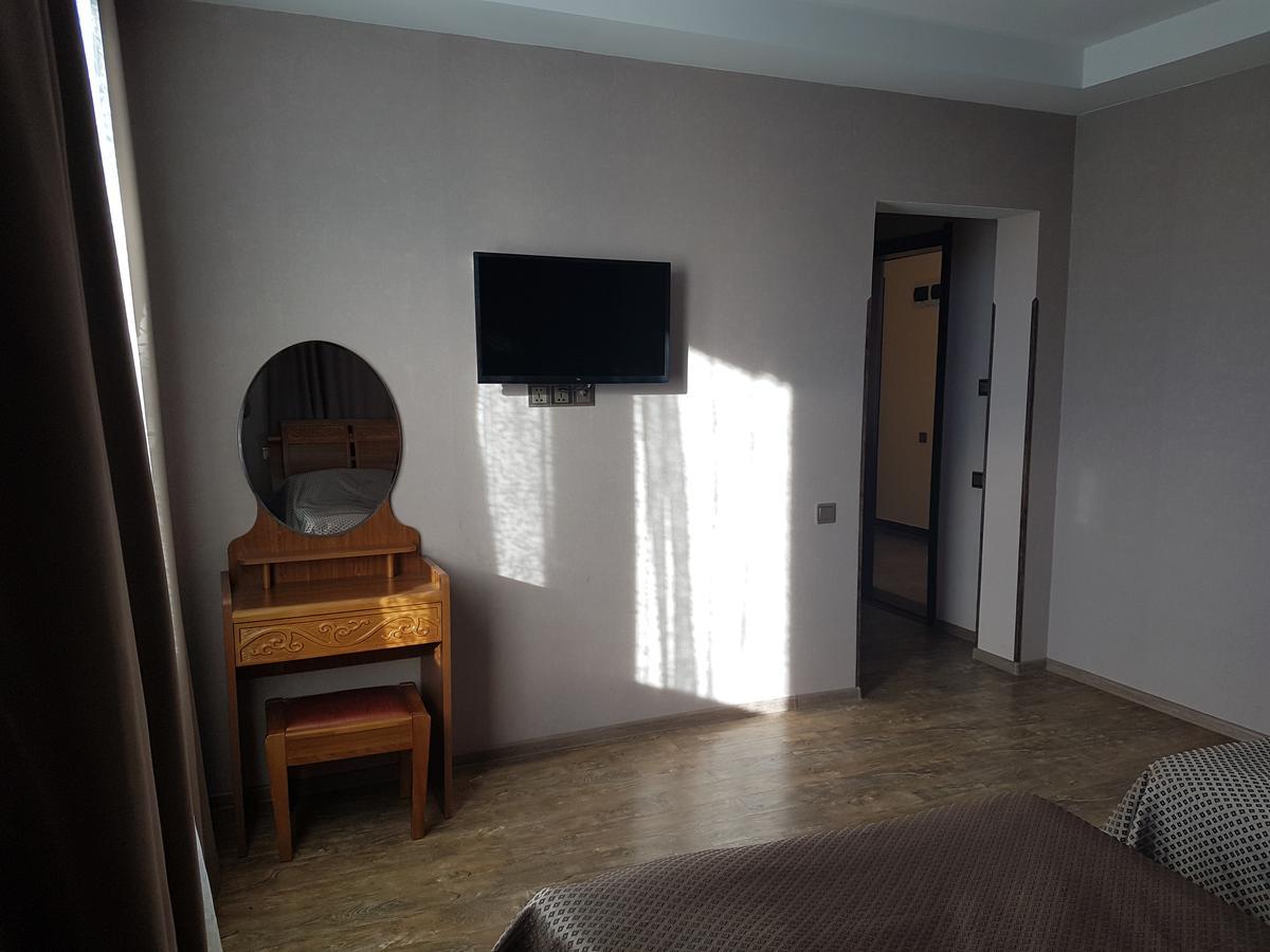 Hotel In באקוריאני מראה חיצוני תמונה